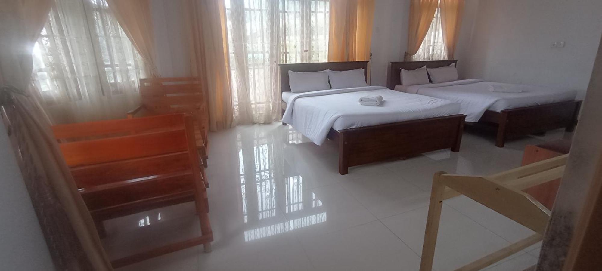 Oviya Guest Bed and Breakfast Νουβάρα Ελίγια Εξωτερικό φωτογραφία